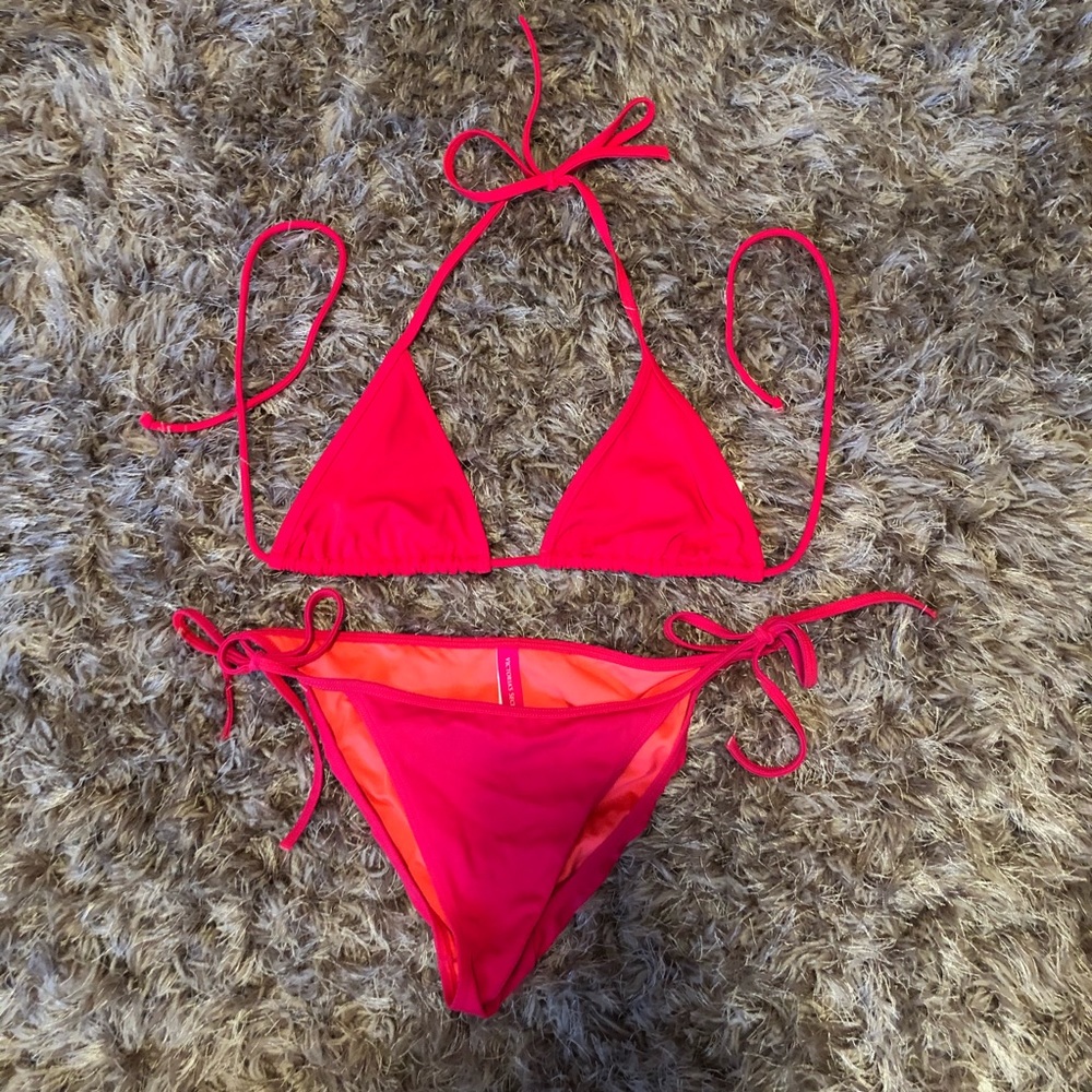 Bright pink/coral VS bikini